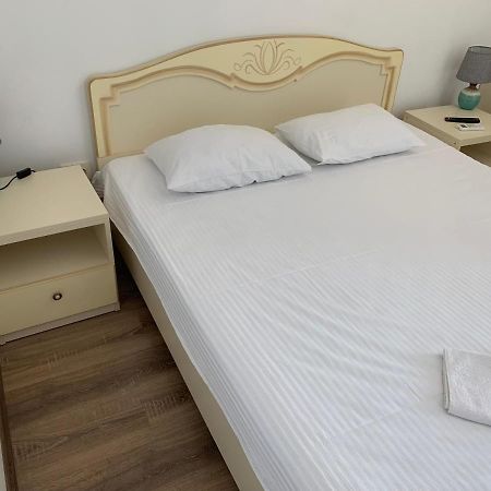 Appartments Near 7 Km 5001155 Prilimanskoye Екстериор снимка