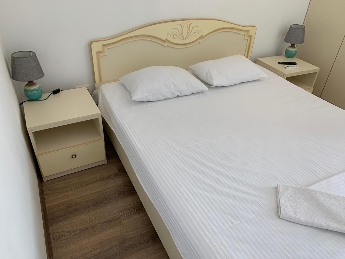 Appartments Near 7 Km 5001155 Prilimanskoye Екстериор снимка