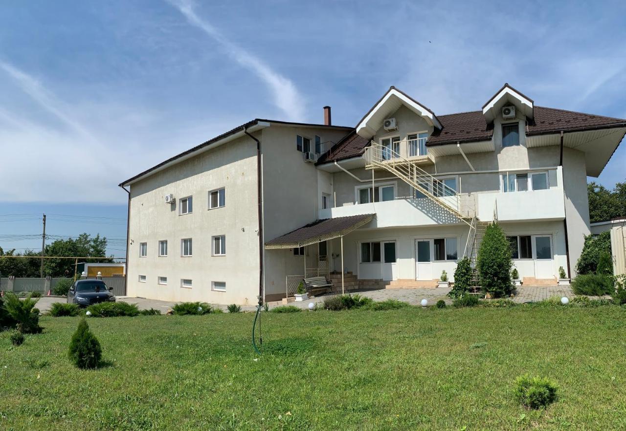 Appartments Near 7 Km 5001155 Prilimanskoye Екстериор снимка