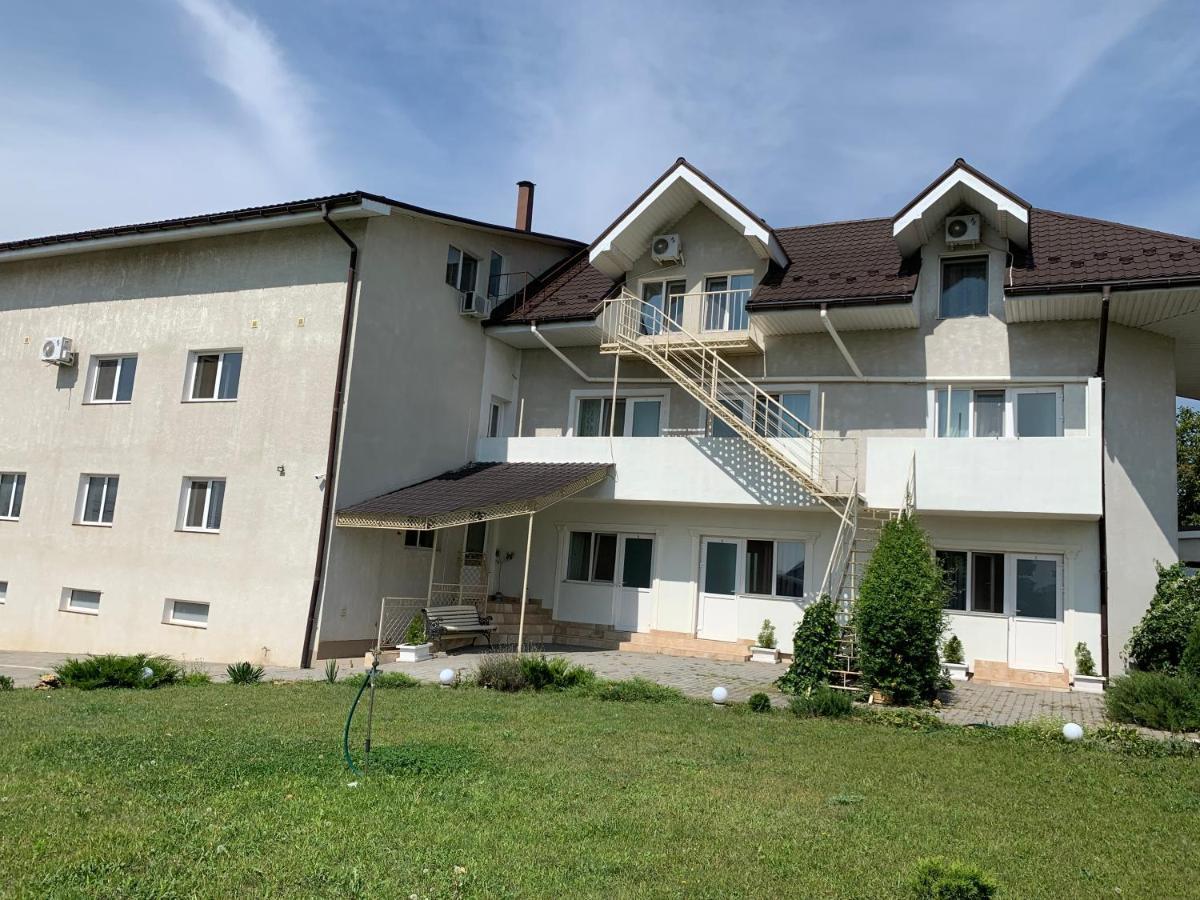 Appartments Near 7 Km 5001155 Prilimanskoye Екстериор снимка