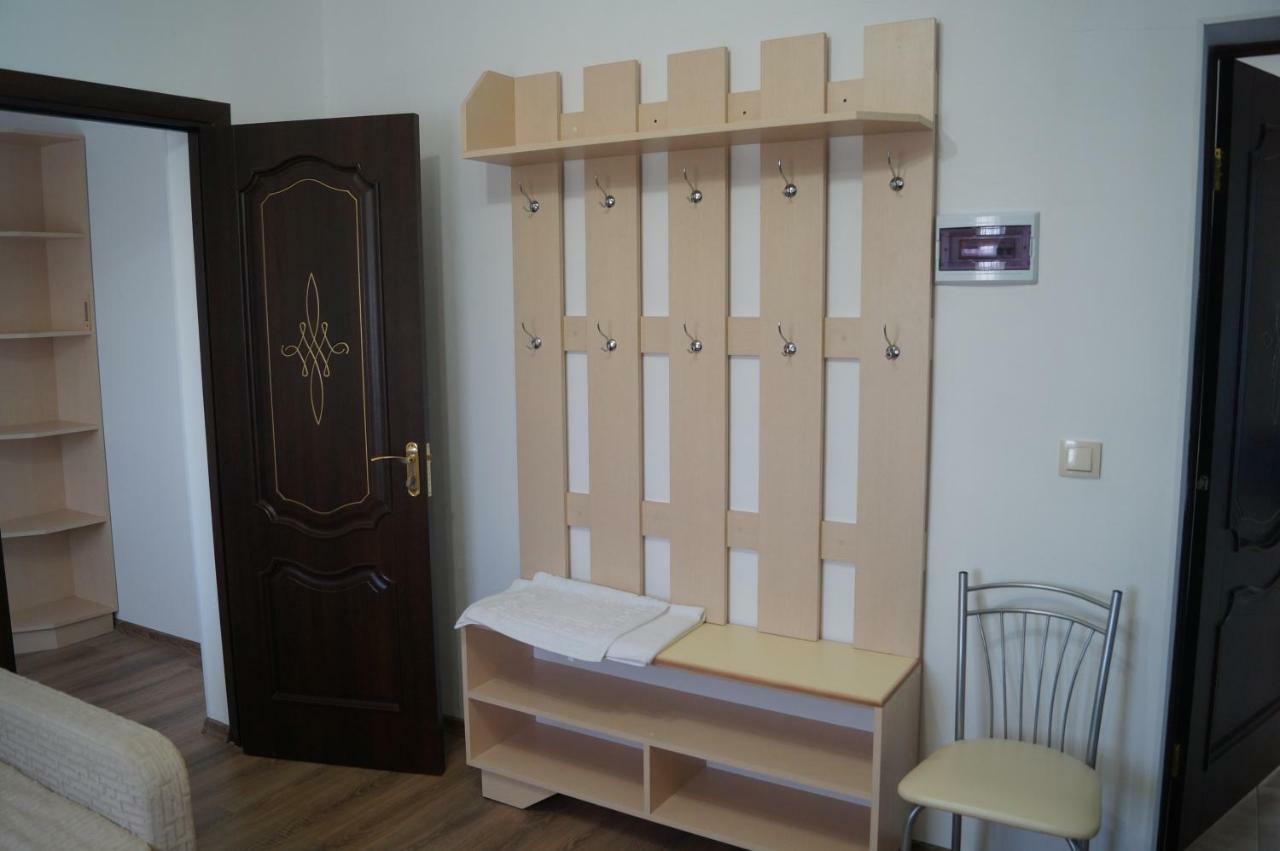 Appartments Near 7 Km 5001155 Prilimanskoye Екстериор снимка