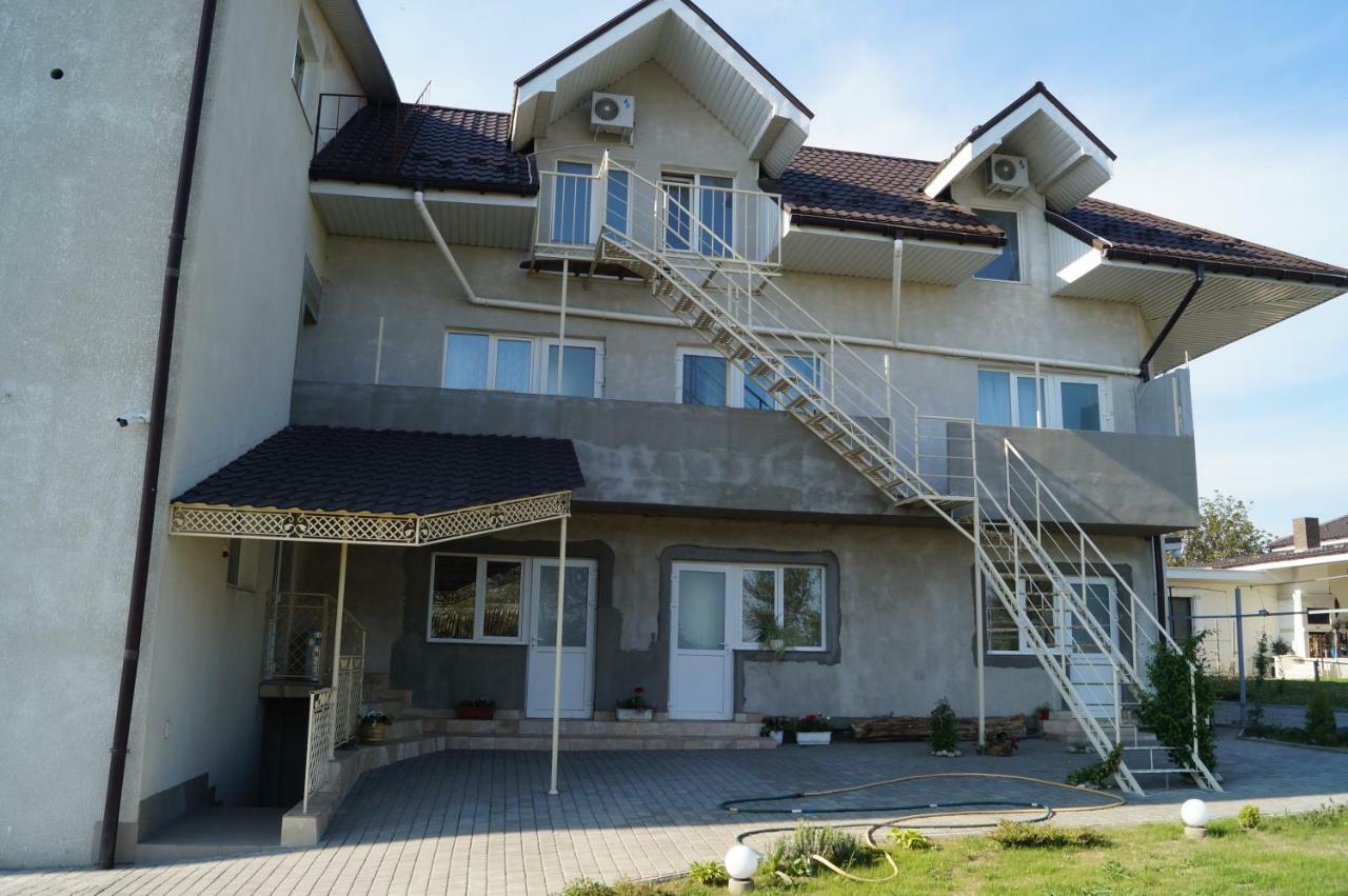 Appartments Near 7 Km 5001155 Prilimanskoye Екстериор снимка