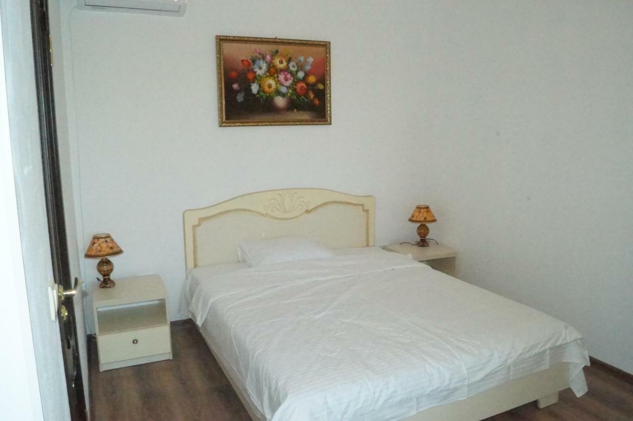 Appartments Near 7 Km 5001155 Prilimanskoye Екстериор снимка