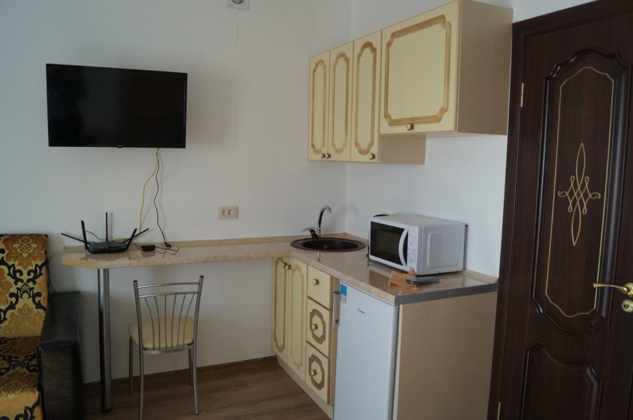 Appartments Near 7 Km 5001155 Prilimanskoye Екстериор снимка