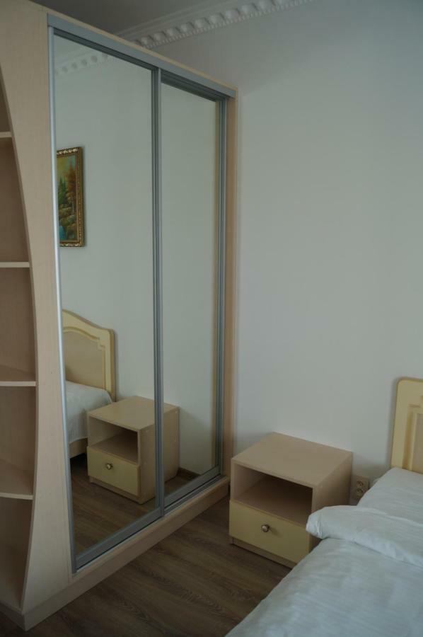 Appartments Near 7 Km 5001155 Prilimanskoye Екстериор снимка